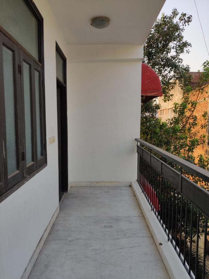 Ostello Heistel Delhi Nuova Delhi Esterno foto